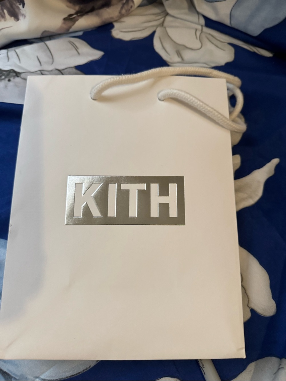 Kith small shopping bag rare white